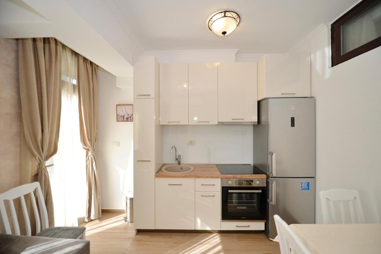 Langust - Free Parking Apartment Sveti Stefan Exterior photo