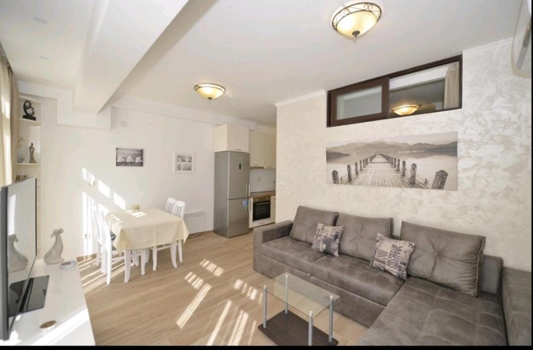 Langust - Free Parking Apartment Sveti Stefan Exterior photo