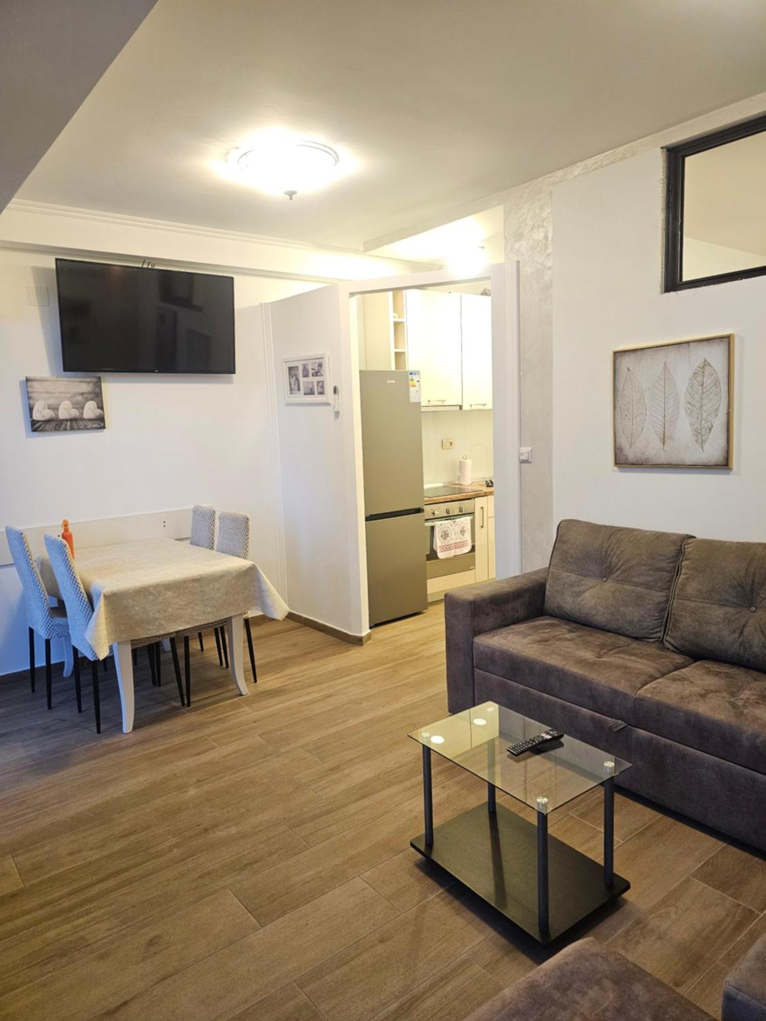 Langust - Free Parking Apartment Sveti Stefan Room photo