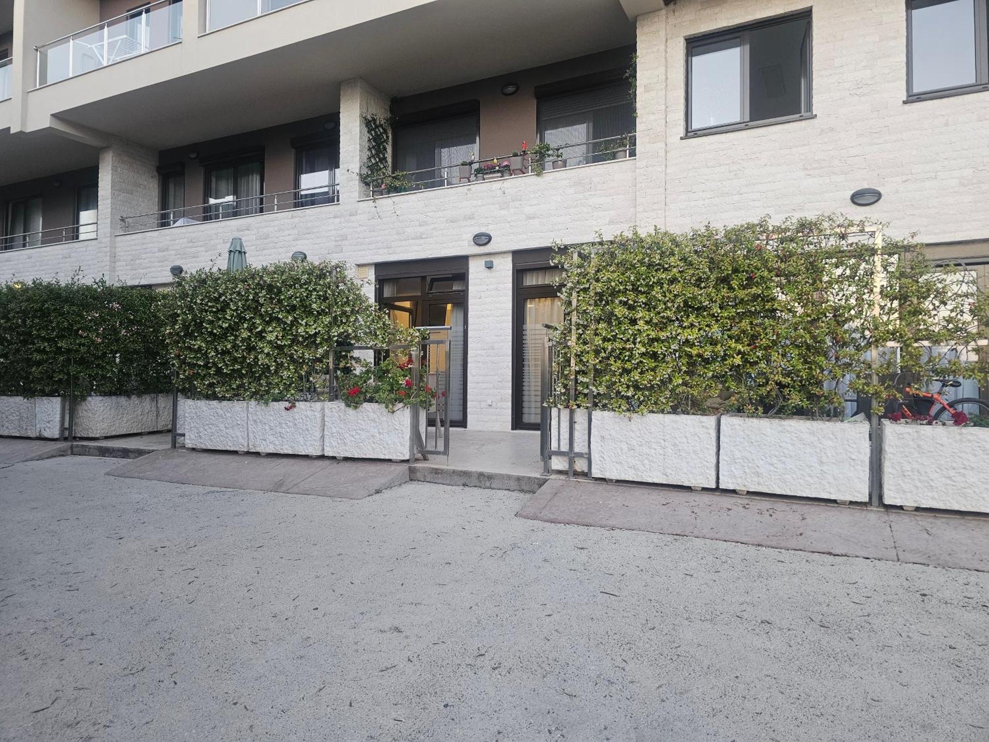 Langust - Free Parking Apartment Sveti Stefan Room photo